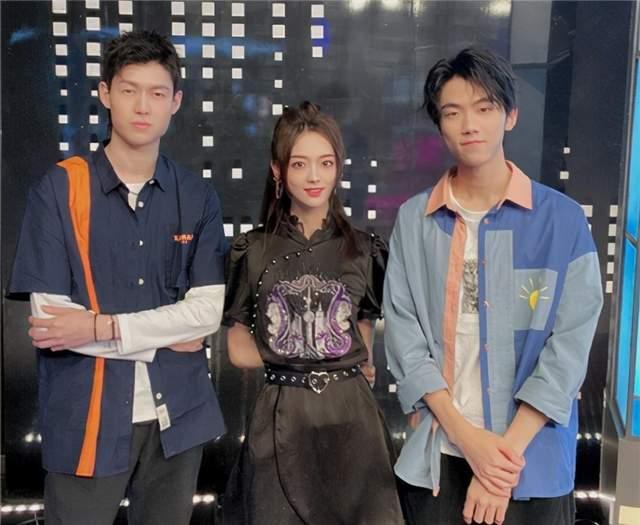 吃瓜kpl灵儿,揭秘电竞圈幕后趣事