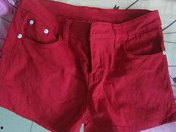 红色短裤男吃瓜澄清,揭秘网络谣言背后的真相