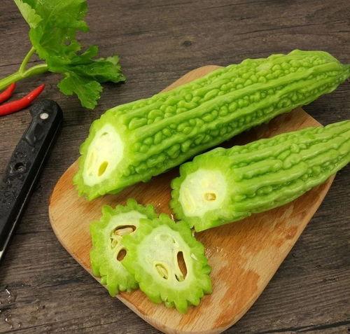 瓜哥吃瓜收集翅膀视频,翅膀视频引发热议